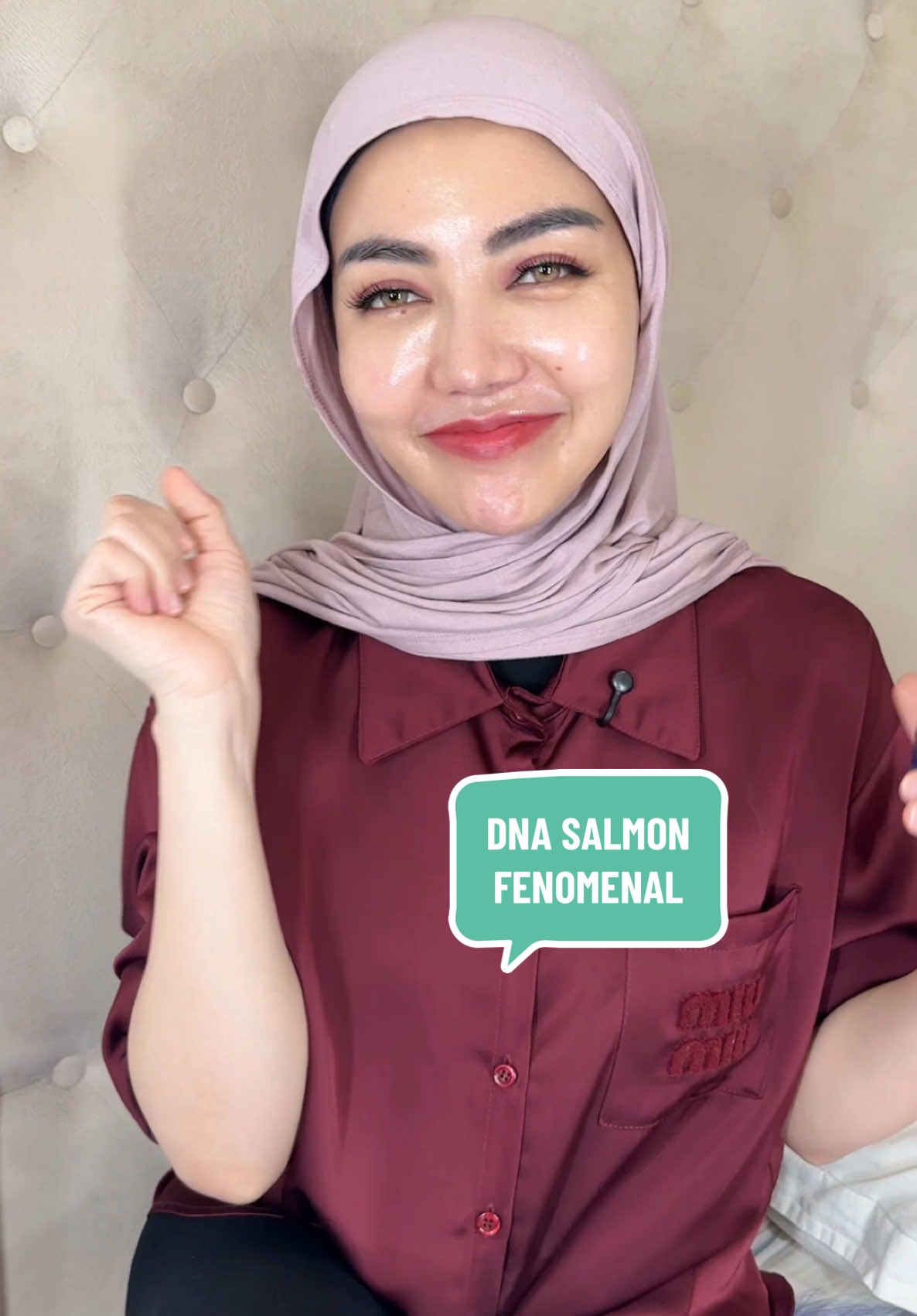Saking fenomenalnya barangnya po terus😫  siapa yang udah kenal DNA Salmon Dabe dari dulu??? #bellashofie_rigan #ownerdabebeaute #dabebeaute 