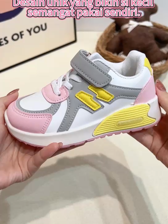 💎 Gaya berkelas dengan kenyamanan ekstra 👑#sepatuanak #kidsfashion #sepatukokohringanempuk #cekoutsekarang #outfitinspiration #sepatumurah #fashioanak #sepatukeren #anaksekolah #anakkece😍😍 #babyfashion #sepatusikeciltangguh #shoesrecommendations #ootdanak #sepatuimport #shoeskid #sepatuootd #outfitideas