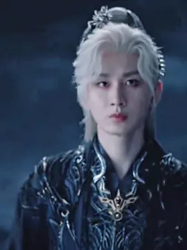 Dia menggunakan dirinya sendiri sebagai umpan untuk menjebak rubah hitam #cdrama #swordandbeloved #chengyi #liyitong #TDJX #TikTokTainment #BahasDrama 