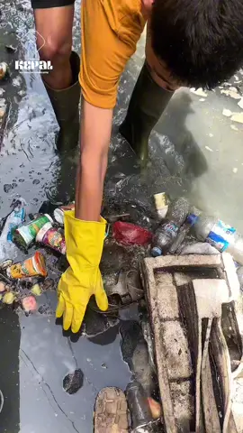 selucu ini dibuang?. terimakasih serbuk ajaib dari @Loxus Cleaner❤️ #pandawara #pandawaragroup #relawankepal #penghilangnoda #loxusfabric 