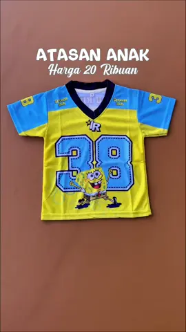 Ingat bun harga bisa berubah sewaktu-waktu ya, kalau belum berubah yuk cepetan belinya di keranjang kuning kiri bawah ya #jerseyanak #atasananak #bajuanak #outfitanak #ootdanak 