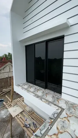 Pemasangan partisi kaca almunium hitam dop di jakenan Yang mau tanya2 dm aja kk #fyppppppppppppppppppppppp #reaalmunium #fyp #pati 