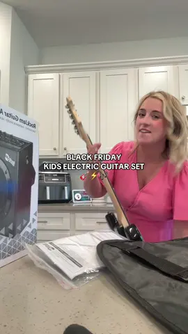 Kids electric guitar Black Friday sale happening now 🎸 #kidsgift #tiktokshopblackfriday #superbranddayBFCM 