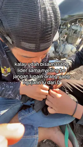 ini ni@𝙅𝘼𝙂𝙊𝘼𝙉 𝙈𝘼𝙈𝘼☘️ udh berpuluh taun mancing gak bisa pasang lider yakan cess@fikri anak baik  #fyp #viral #masukberandafypシ #mancingmania 