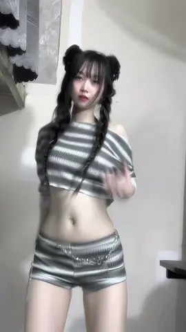 Loi nhoi 💃 #xh#fyp #nguyenhuynhtien MÃI YÊU MỌI NGƯỜI GIÚP TIÊN LÊN 3m2 nhé 🫶🏻