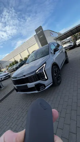 Kia Sportage FL 1.6 T-GDi 239KM 6AT HEV wersja GTLine w kolorze Wolf Grey 👌❤️😊 #kia #kiasportage #hybrid #best #carphotography 