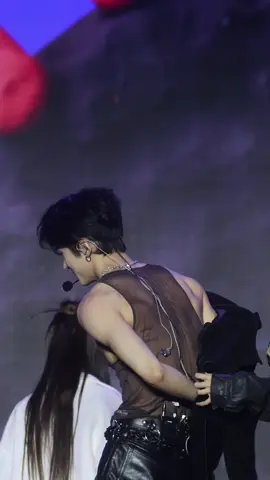 đúng kiểu nay ảnh cho An Đường ngất tập thể luôn🤧 #wonderlandmusicfestival #diêman #dieman #yanan #闫桉 