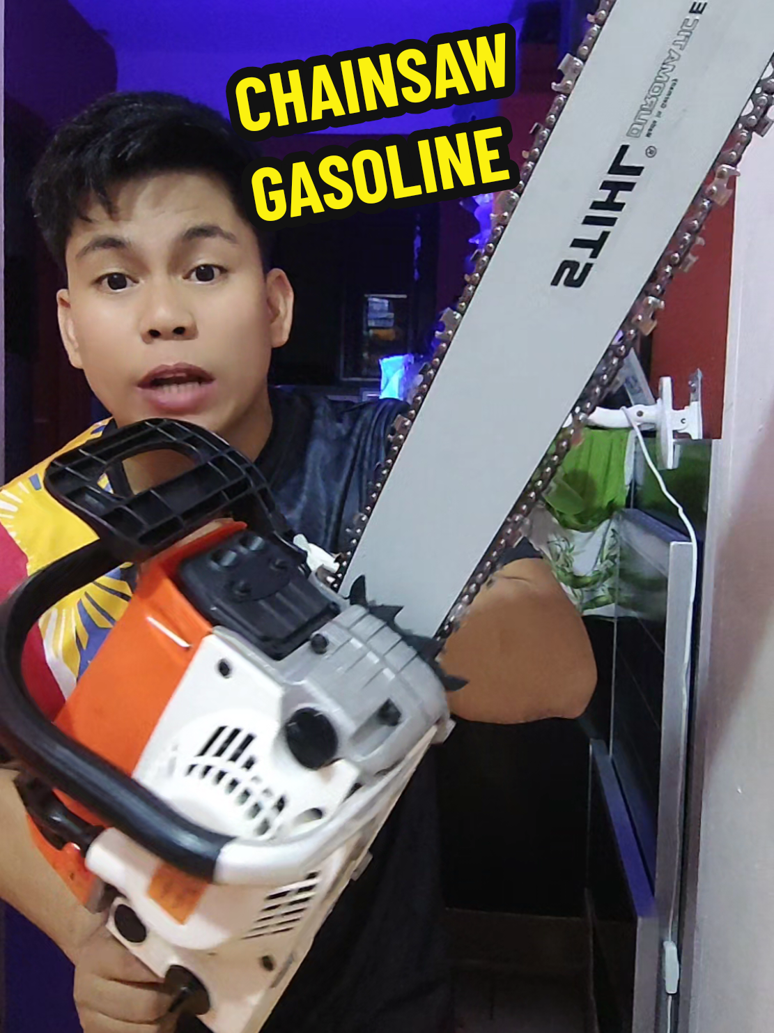 Ngayon kayo bumili hangat naka sale pa #chainsaw #powersaw #stihlchainsaw 