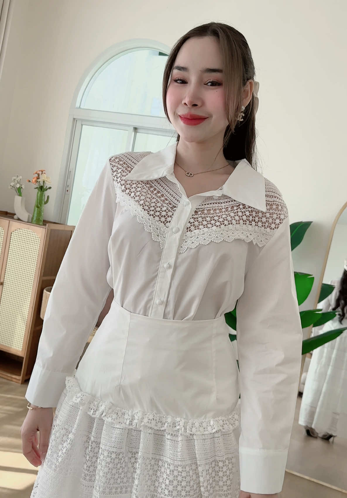 ชุดเซทเสื้อเชิ้ตลูกไม้กระโปรงแต่งระบายลูกไม้งานสวย ใส่ง่ายใส่ได้ตลอด #ชุดเซ็ทสวยๆ #ชุดออกงาน #ชุดลูกไม้ #ชุดสุภาพ #btstudio 