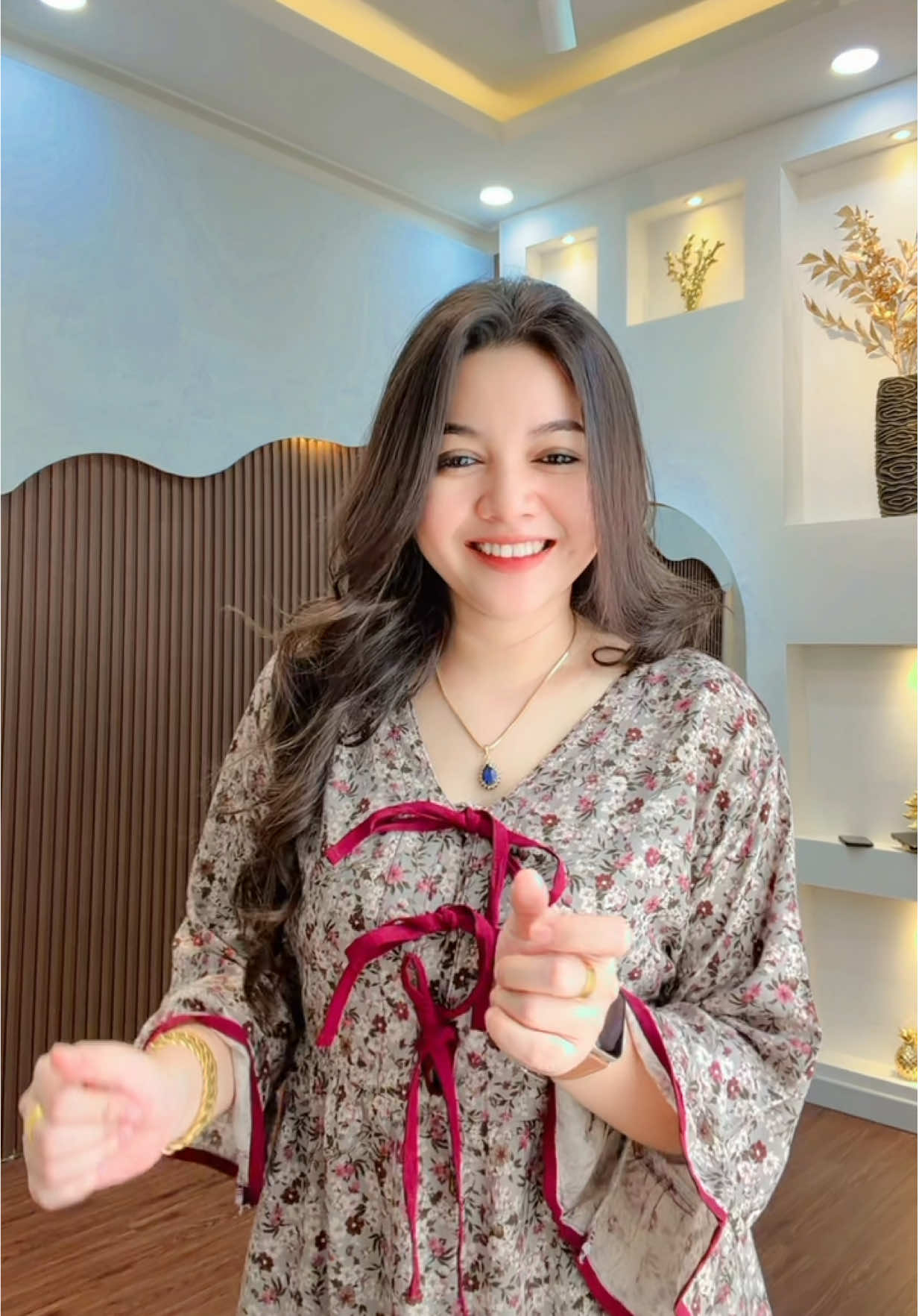 Tania si best Seller restock 😍 masuk live yuk 😍