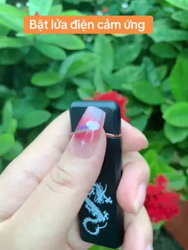 Bật lửa điện cảm ứng #xh #xhtiktok #muataitiktok #tiepthilienket #batluadep 