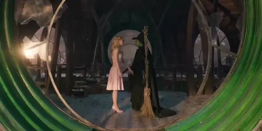 #wicked #wickedforgood #glinda #elphaba #cynthiaerivo 