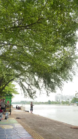 Boleh di ambil vidio mentahanya,tempat melamun yang cocok #jakarta #danausunter #jakartautara #fypage 