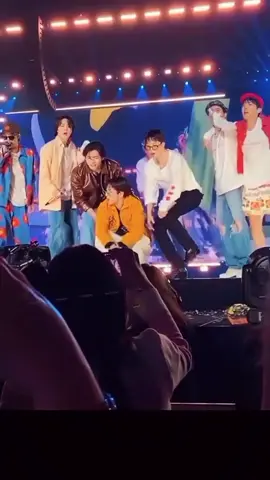 jangan calling 😜 #CapCut #fyp #bts #btsarmy #bts_official_bighit 