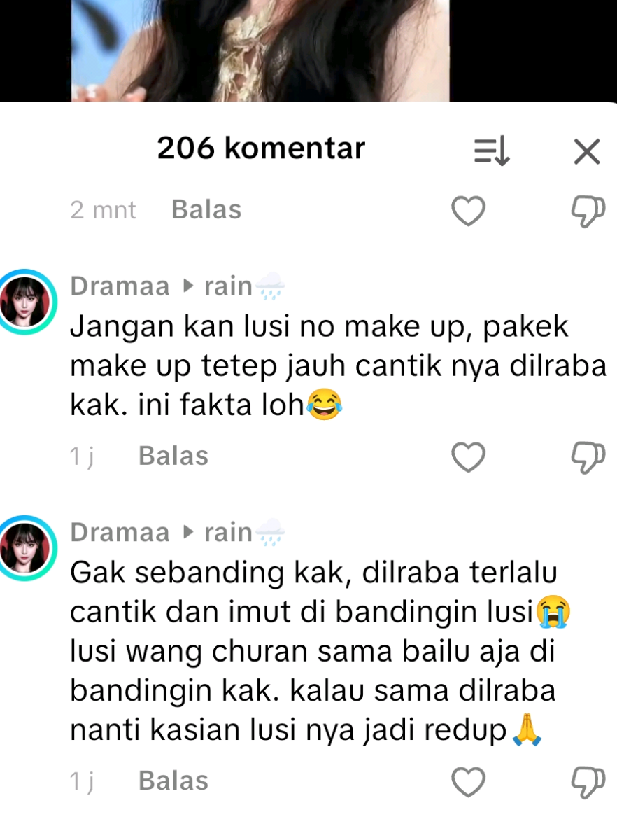 iya mba iya, dilraba mukanya baby face banget kek bocah 10 tahun, gw jg pas prtma kali lihat Lusi kek nenek2 umur 70an, kaget banget ga nyangka setuir itu 🥺🥺, idola Lo doang emng yang paling cantik, paripurna ga ada tandingannya wkwk #zhaolusi #dilraba #fyp #foryou #fypage 