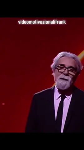 Dirige l’orchestra BEPPE VESSICCHIO #beppevessicchio #riposainpace #maestro 