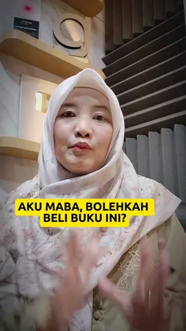 Buku ini ringan saja, buat nyemangatin kalian ngerjain skripsi. Harganya pun setara 2 gelas kopi aja, tapi bisa bikin kalian ga ketakutan ngadepin skripsi 😁👍