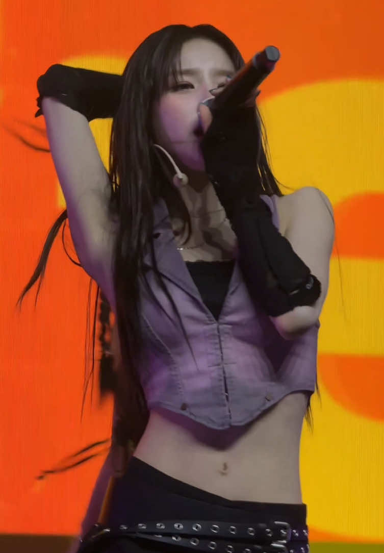 #artms #loona #greedy 