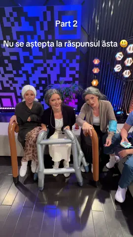 Backstage la The ticket , așteptam să intrăm și noi pe scenă 😀