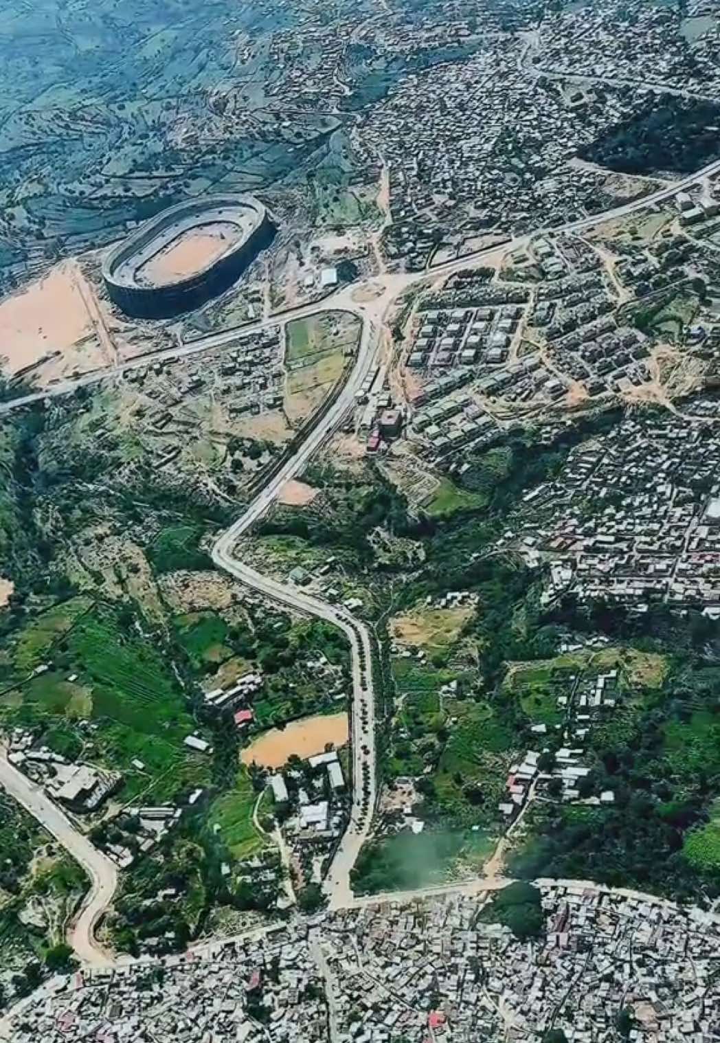 Harar in two layers: Harar Jugol, the 16th-century walled city with its historic gates and mosques with 5 Gates. stands as a UNESCO World Heritage Site. Beyond the walls lies the modern city that grew later into today’s Harar.                                                   .#harer #diredawa #ethiopian_tik_tok🇪🇹🇪🇹🇪🇹🇪🇹 #fyp #aviation 