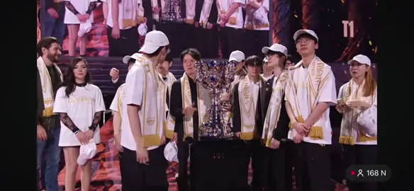 🥹 Em yêu các anh  #t1 #tcon #xh #cktg2025 #faker 