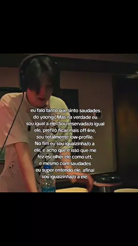 mas claro que isso não anula a minha saudade dele, e é normal sentirmos saudades dele, por mais que muita gente reclame que a gente ta 