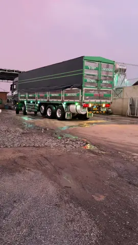 Hết ngày chủ nhật 🤪 #TikTokAwardsVN #xuhuong #vinfoammiennam #ruaxeluunguyen2 @Tiệm rửa xe lưu nguyễn @Quỳnh Như 🐰 @@anhrauruaxedautieng🚚✌️70 @Trí rửaxe-ở DầuTiếng 📸🚚✅ 