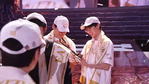 Vui thế=)) #gumayusi #doran 