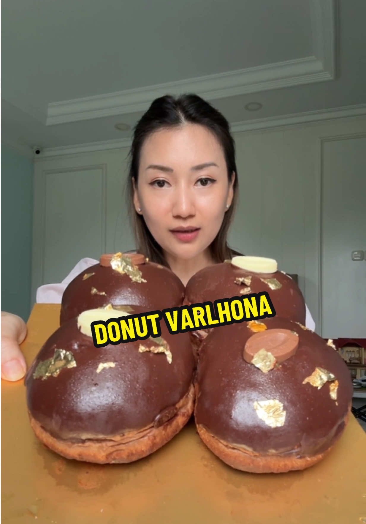 DONUT VARLHONA BY @edamème 🫛 … mewah sekaliiiii 🥰🥰 #nanakoot 