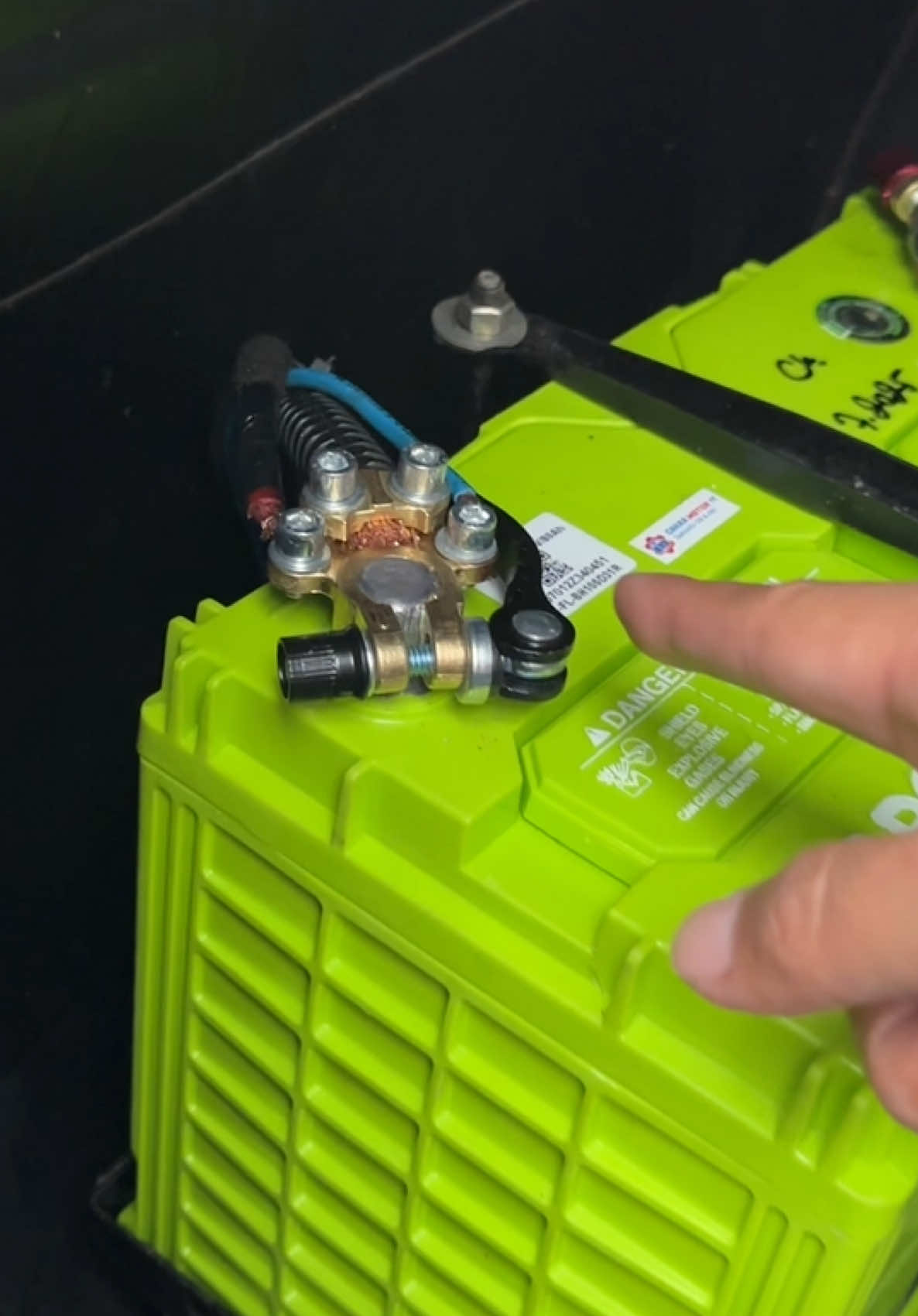 Hmmm lupa dicopot setelah membuat video ini