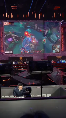 Faker cười ở ván 4. Tâm lý 2k6 thế này thì tương lai rộng mở lắm đây. Cố lên vượt mặt thành tích SKT Faker nhé chú em #faker #T1 #viral #xuhuong #fyp 