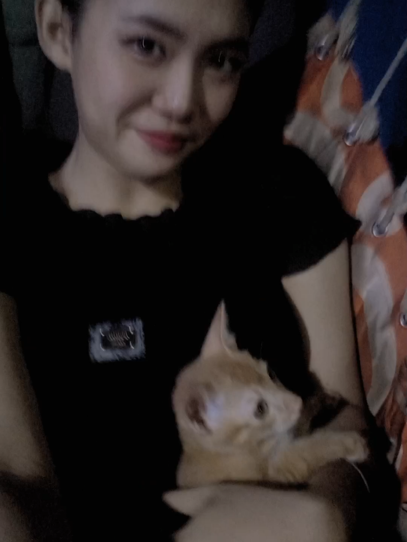 အိမ်ကအချော်ကစ်လေးနဲ့🤭🙄 #fypage #08#creatorsearchinsights #trendsong #မြင်ပါများပြီးချစ်ကျွမ်းဝင်အောင်လို့😜🤗 @TikTok 