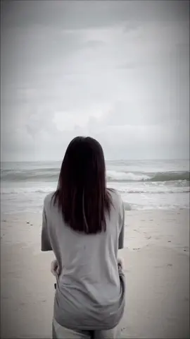 Khi sự tử tế là bản năng, thì trái tim và lí trí là sự lương thiện. Nếu không ai thắp sáng cho con đường bạn đi, vậy hãy tự làm ngọn đèn soi sáng cho chính mình. 🤍#vungtau #bien #remixmusic  #xuhuong2025 