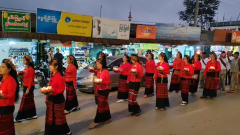 တောင်ကြီးပီးတော့ ကလောမြို့ မီးရှော်တိုင်ပွဲလေး