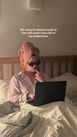 It's called girl math 🥲 #student #rebrabding #studentloan #unilife 