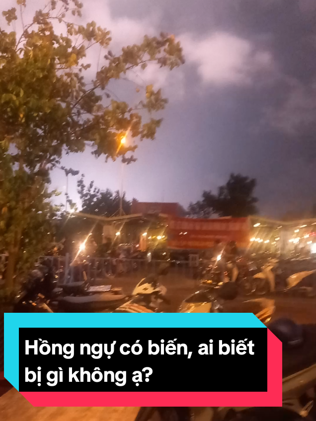 ai biết chuyênh gì không ạ. sao tối mà bầu trời ghê vậy. #biến #xuhuongtiktok #xuhuongtiktok #viral 