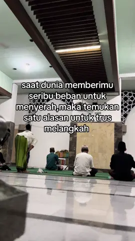 ya allah.. tolong bahagiakan org tua saya , karena saya sendiri gagal membuat mereka bahagia 😔🙏#sunanampel #creatorsearchinsight #fyp #quotes #sunanampelsurabaya 