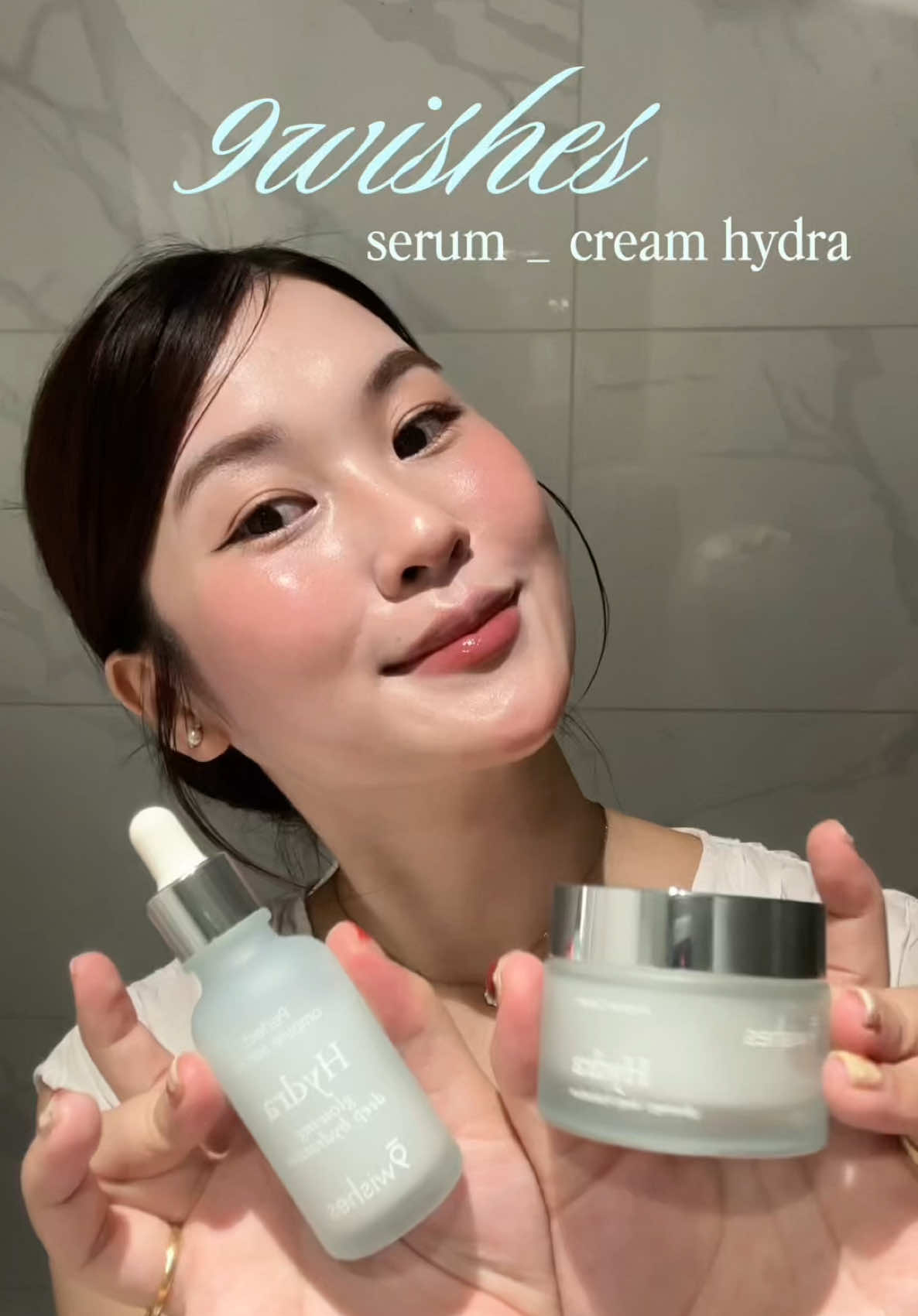 Ẻm cấp ẩm, làm mềm da mà mỗi lần xài trước makeup là lớp nền lại siêu mịn mướt!!! #nguyetbusine #9wishes #duongam 