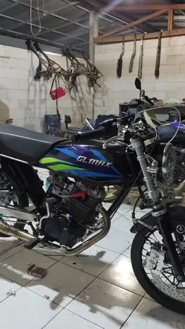 @UNYIL GARASI TANK #yamahogank🤙🏻 #subrotostyle ##platpstyle⚡ 