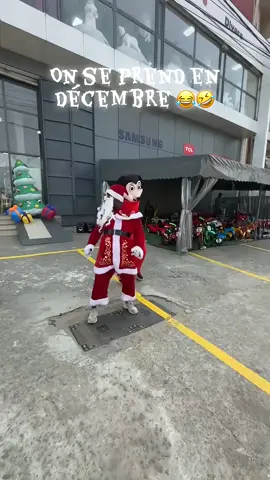 Père Noël a recommencé ohh 😂#pourtoi #visibilite 
