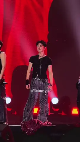 Take It Off วันนี้พี่ต้าโดน พรบ ห้ามป่ะ ปกติ Take It Off แล้วแทบจะเป็นเสื้อกล้ามตลอดเลย 🌚🌝 #Santapp #แซนต้าพงศภัค  #GMMTVPOCKYIDOL  #GMMTVPOCKYIDOL_FINALSTAGE  JASPER POCKYIDOL FINAL