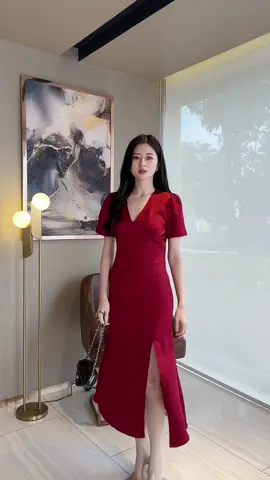 หลบจ้า แม่จะเดิน….สวยปังคนเหลียวทั้งงาน ต้องแดงนี้เลยค่ะ #รีวิวชุดออกงาน #ชุดไปงานแต่ง #เดรสออกงาน #เดรสแดง #ชุดแดง 