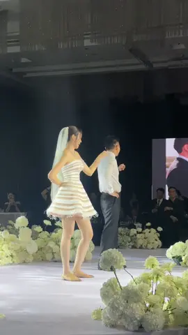 Còn gì hạnh phúc hơn #hoahaudoha #vietvuong 