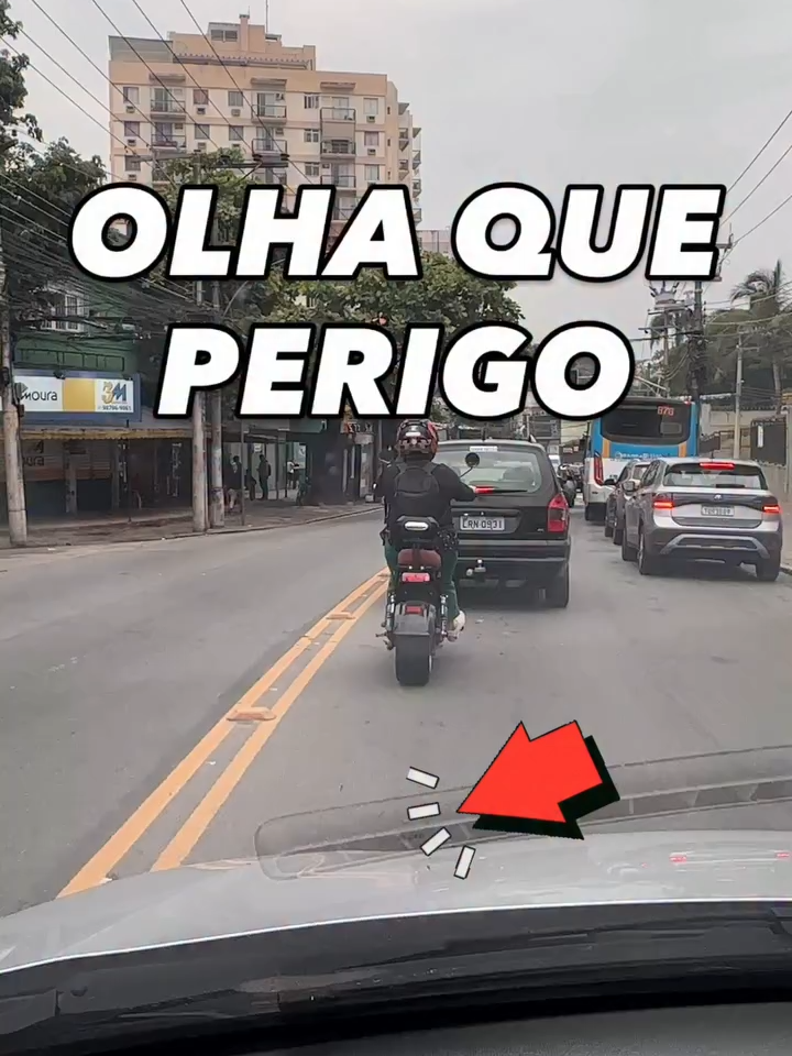 SaveClip.AISSO TEM QUE PARAR #carro #moto #motorletrica #transito #infracao #multa #perigo #cnh #habilitavao #detran #motorista #carro #carros