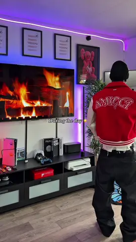 The day Vs the night ✨‼️ #bedroom #decor #homedecor #day #nigth 