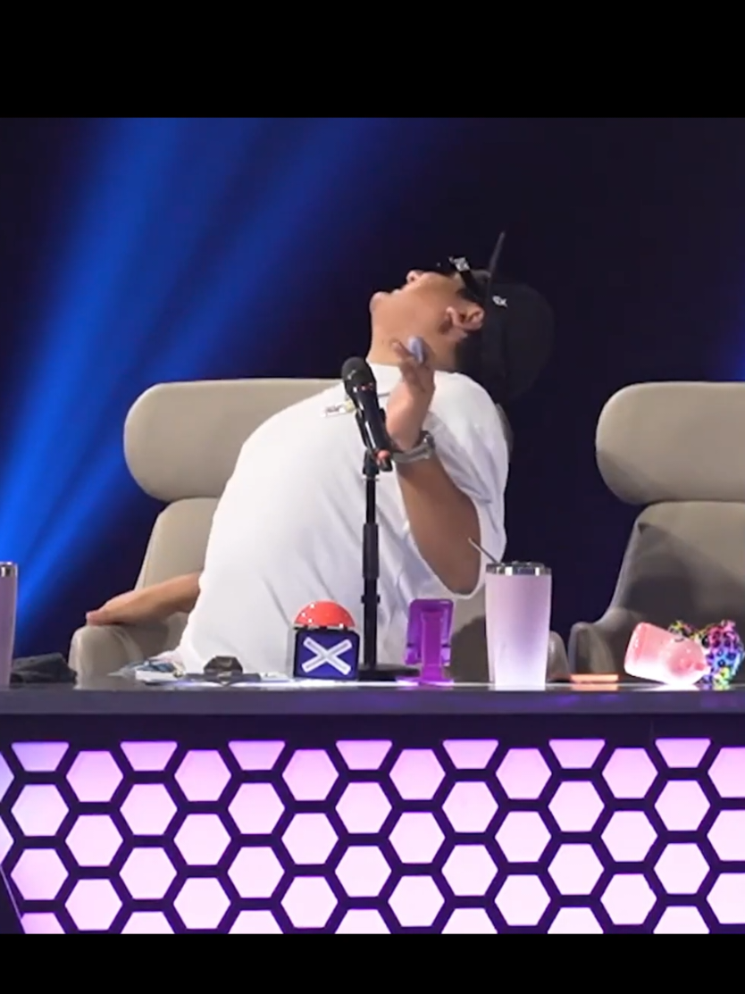 Se comunican por telepatía Jorge y La Rvbios@ #canto #conciertotalento #telepatia #jorgeluna 