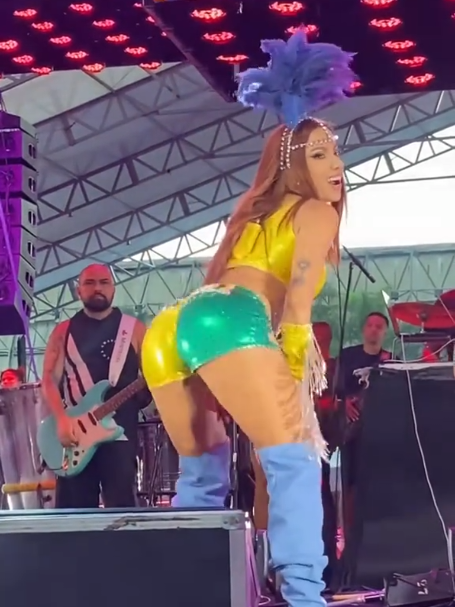 🇧🇷🔥 • #Anitta  . @Anitta #fyyyyyyyyyyyyyyyy #fyyyyyyyypppppppppppp #fyyyyyyypppppppppppp #fyyyyyyyypppppppppppp 