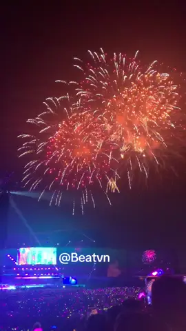Mới đầu buổi diễn anh Long đã chiêu đãi 1 màn pháo hoa rồi 🥰🥰 #GDRAGON #AEGPresentsAsia #8Wonder #beatvn #beatnetwork 