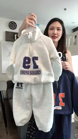 Xinh quá! Xứng đáng quất luôn combo nha mẹ yêu ơi #vitabebong #thoitrangtreem #quanaotreem #bonichobe #bothudongchobe 