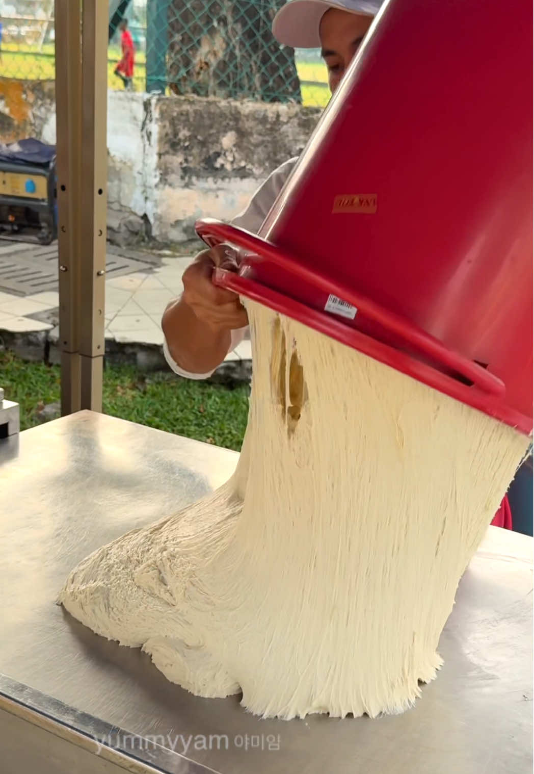 놀라운 꽈베기 샌드위치 / Amazing Twisted Donut Sandwich - Malaysia street food 🚠Location KL 🚩Google Map https://maps.app.goo.gl/mpF4auV5yGbz8NeK6?g_st=ipc